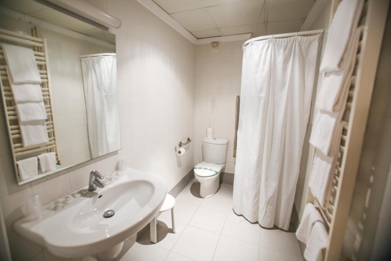 Gatell Hotel ヴィラノヴァ・イ・ラ・ジェルトル エクステリア 写真